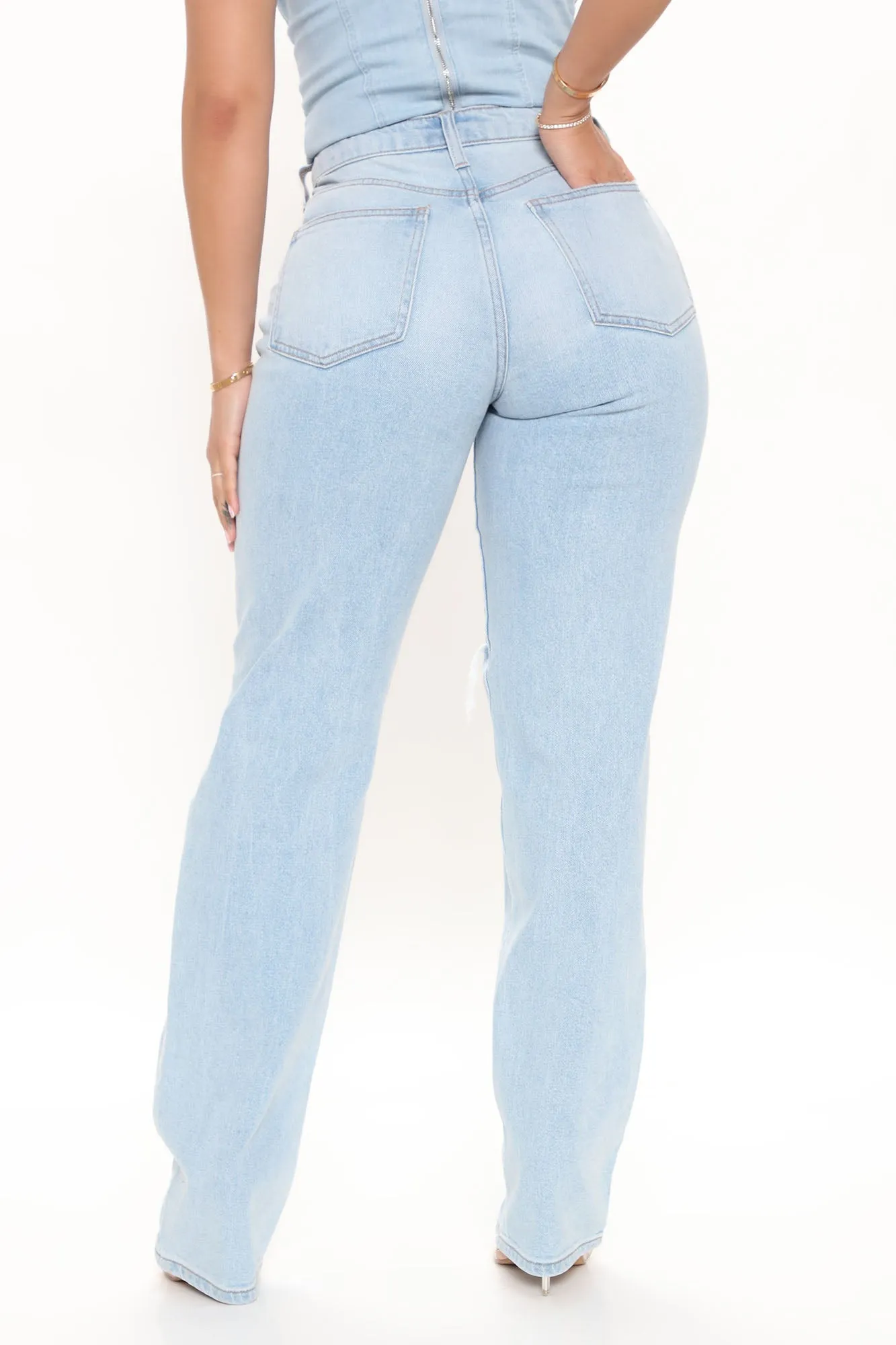 90's Nostalgia Straight Leg Jeans - Light Blue Wash