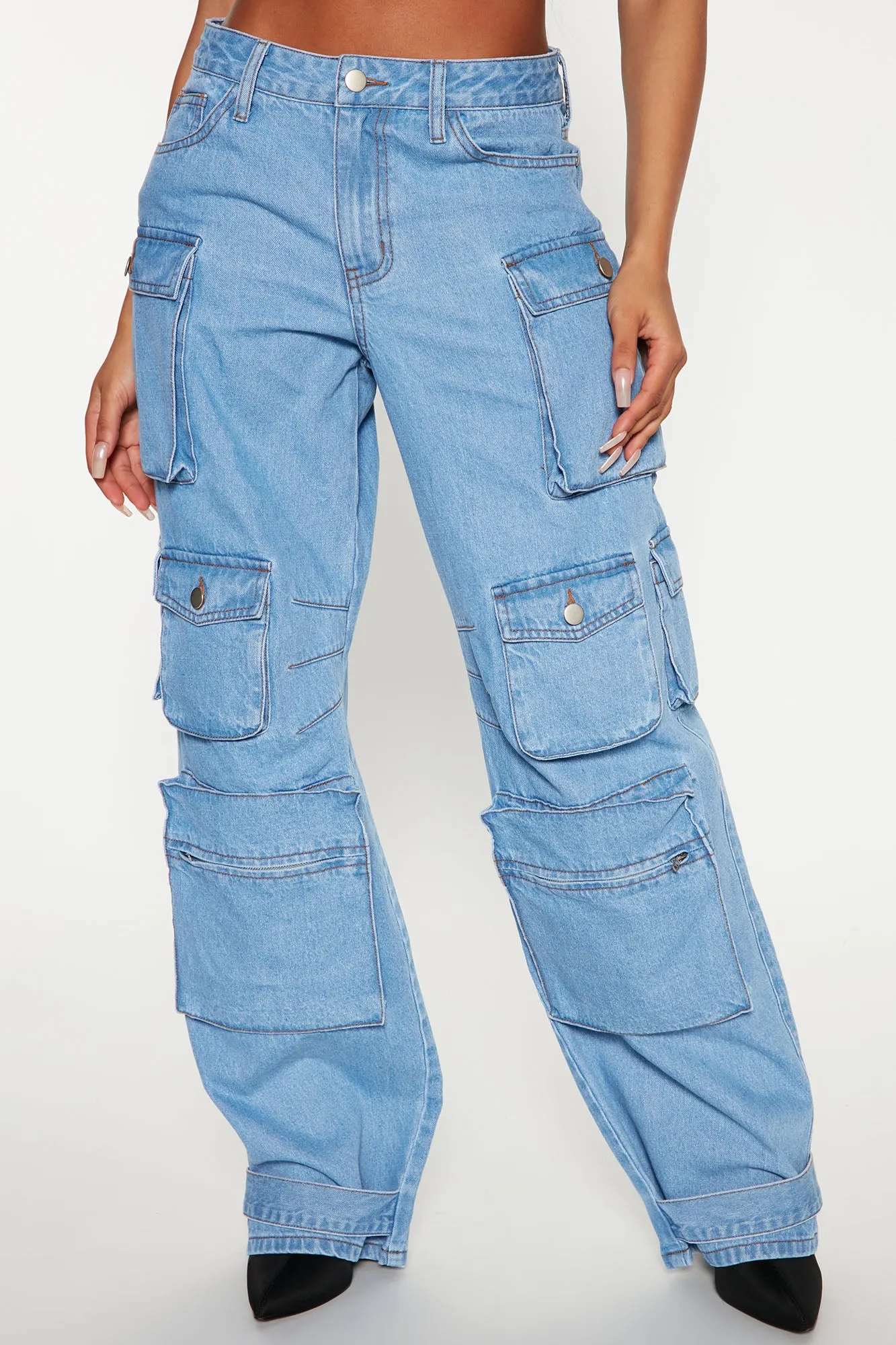 Billie Low Slung Cargo Jeans - Light Wash