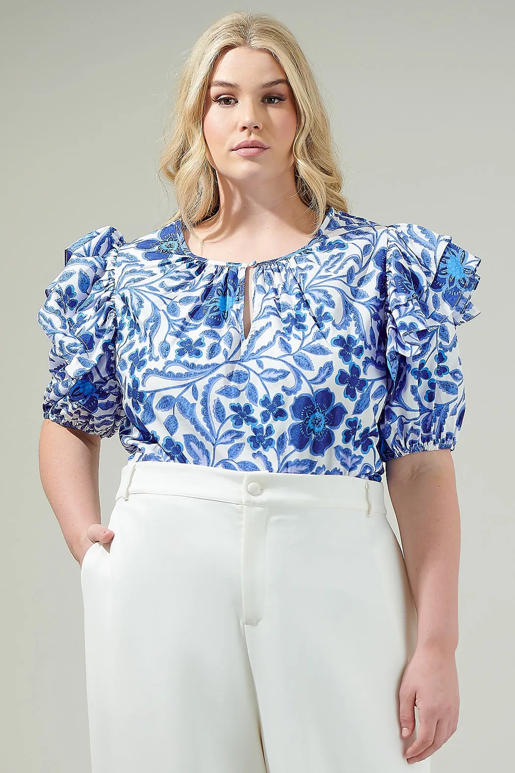 Celeste Floral Flores Poplin Ruffle Short Sleeve Top Curve