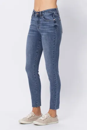 JB126 - EMBROIDERED POCKET RELAXED JEAN